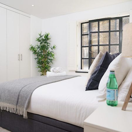 Trafalgar Sq 1 Bedr, 3 Beds Sleeps 6 London Luaran gambar