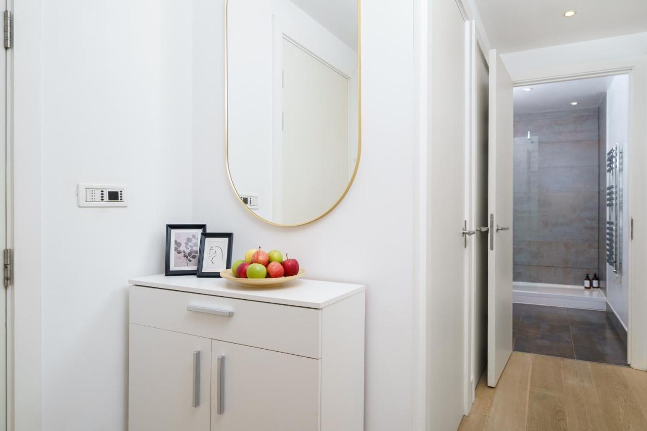 Trafalgar Sq 1 Bedr, 3 Beds Sleeps 6 London Luaran gambar